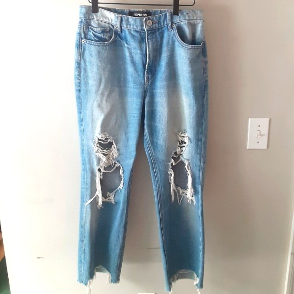 Distressed high rise jeans size 6